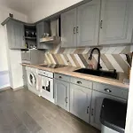 Charming Ac 2-bedroom Center Family, Couples Friendly شقة *