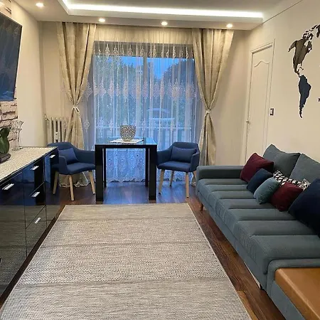 شقة Charming Ac 2-bedroom Center Family, Couples Friendly