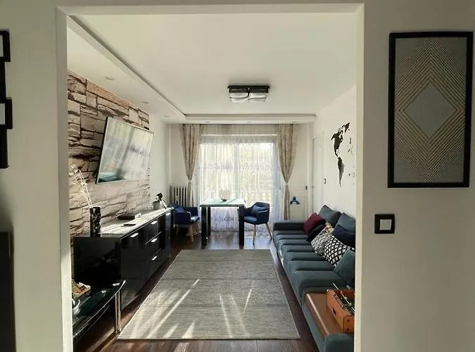 Charming Ac 2-bedroom Center Family, Couples Friendly Apartman Antibes